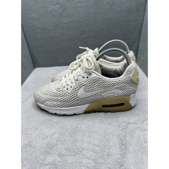 Nike Shoes - Nike Air Max 90 Ultra Breathe Womens 6 White Pure Platinum 725061-104 Mesh
